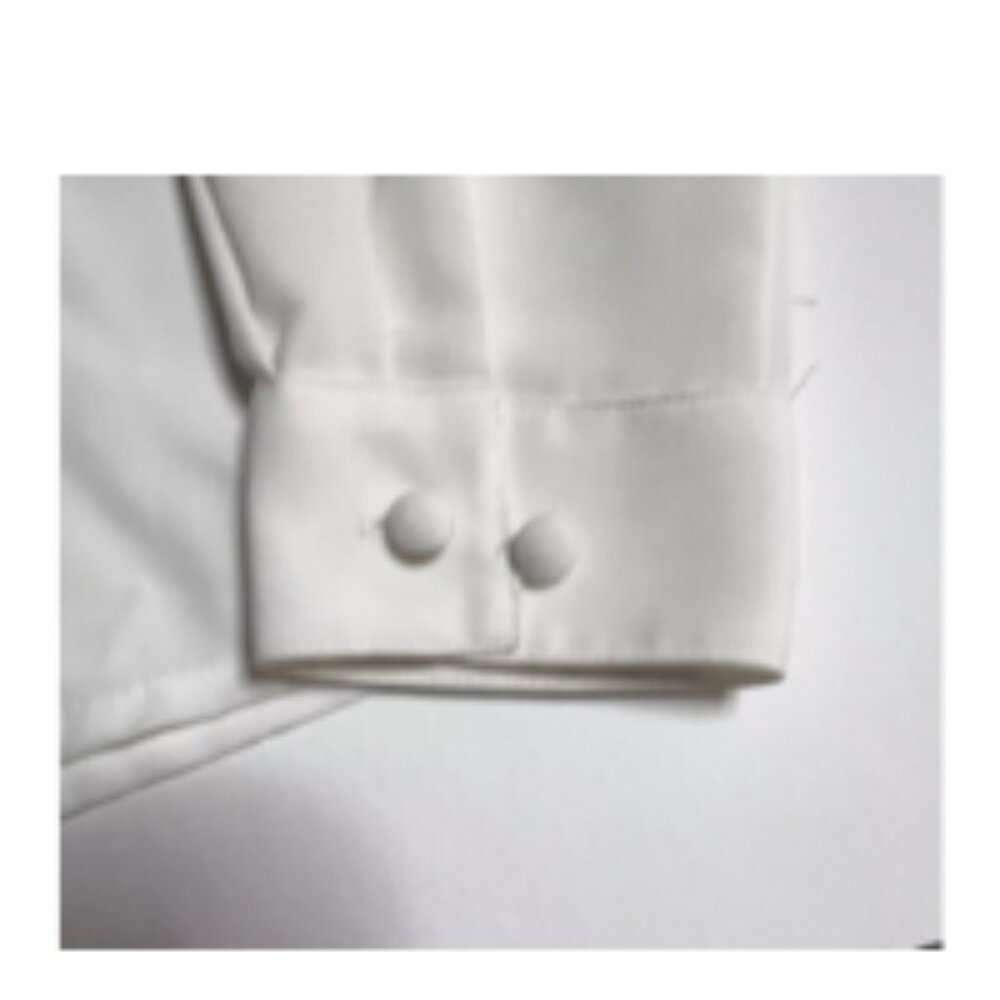 Christie & Jill Blouse Top Women Size 10 Embroidered Scalloped White Button Up - Picture 4 of 8